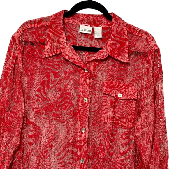 Chico’s Semi Sheer Animal Print 3/4 Sleeve Button Front Blouse Top - Picture 2 of 10